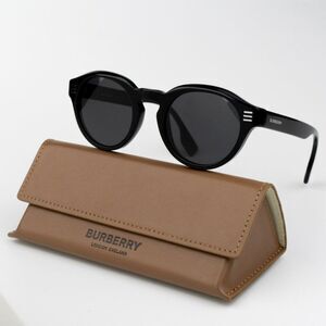 NEW Burberry BE4404 300187 Black Grey Oval Unisex Sunglasses BE4404